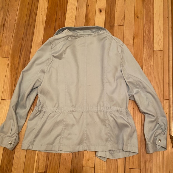 Talbots size Large lightweight blue jacket. - Picture 5 of 6